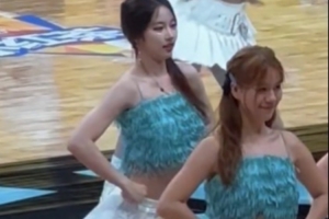 雷速体育比分官网-媒体人晒亚洲大学生篮球联赛啦啦队视频：吃瓜过程中别着急上火