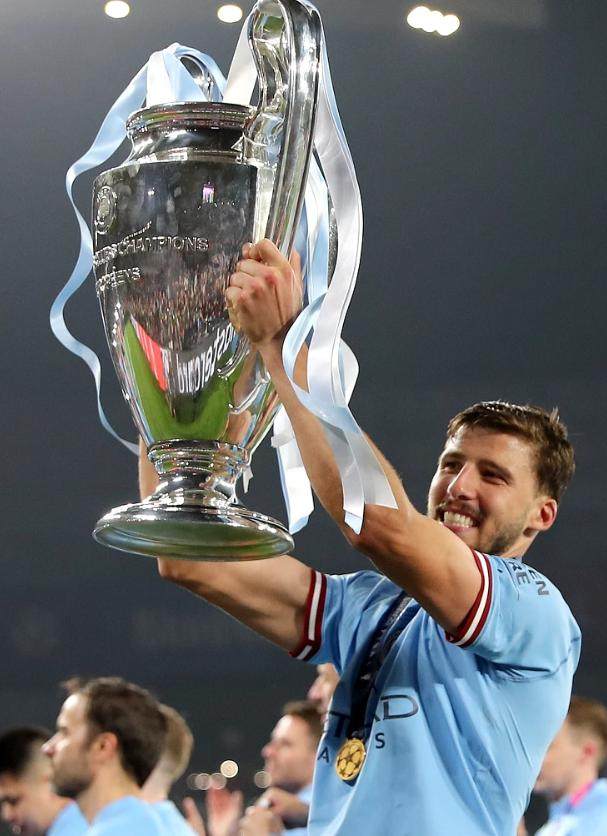 雷速直播-B席鲁本·迪亚斯头一回 有多少葡国球员拿过欧冠？